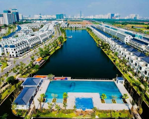 Hồ cảnh quan trung tâm 3.6 ha