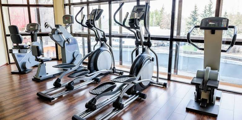Phòng Tập Gym & Yoga Hiện Đại