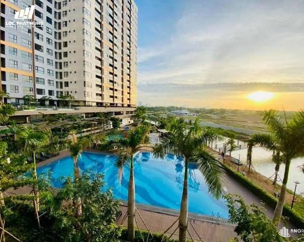 Cụm hồ bơi người lớn & trẻ em phong cách resort