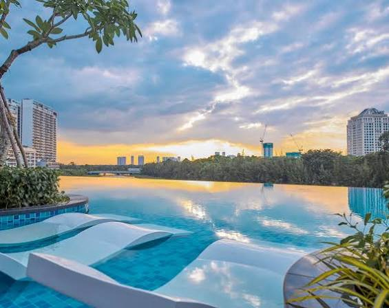 Hồ bơi vô cực chuẩn Resort 5 sao