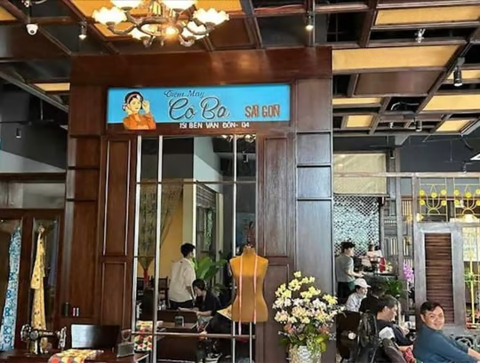 Cà phê Cô Ba Sài Gòn