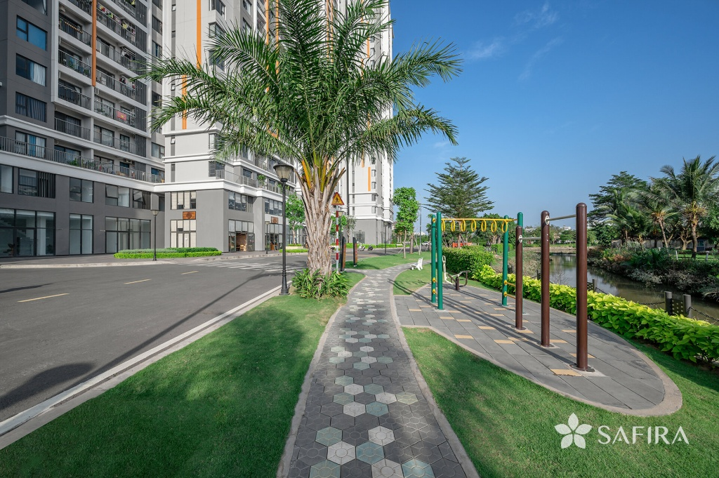 Khu thể dục & Đường dạo bộ ven sông