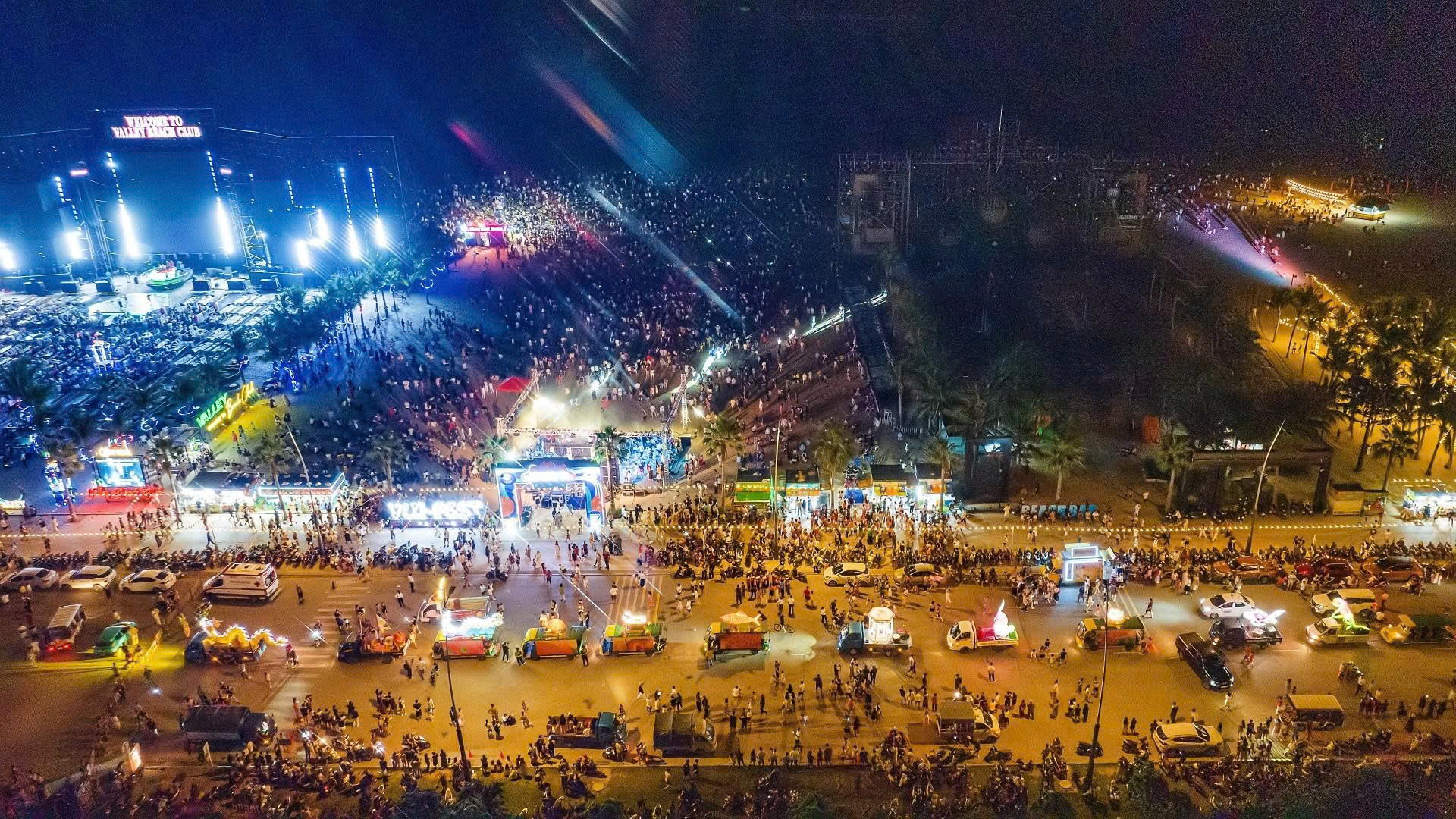 Chợ đêm VUI-Fest 