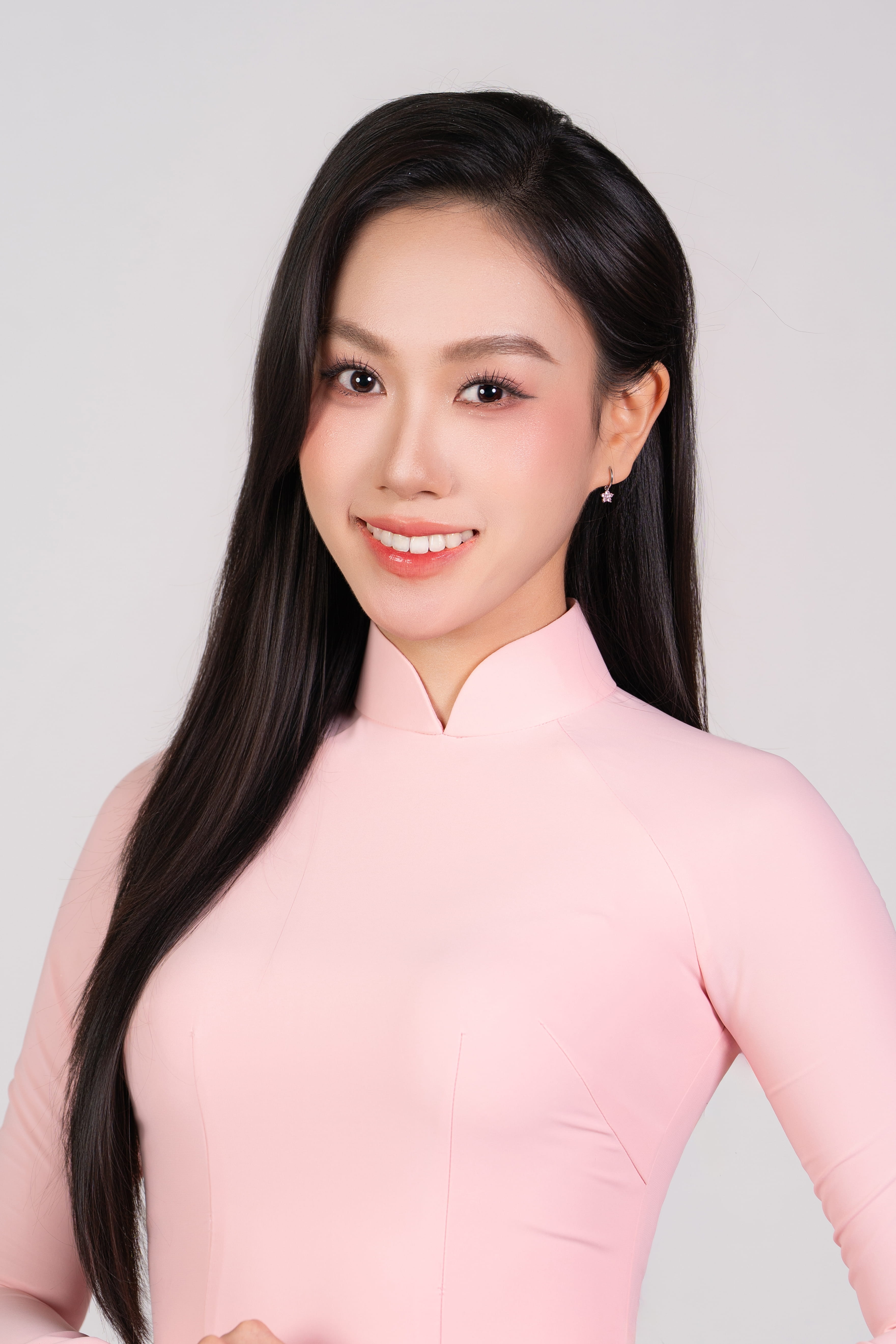 Đinh Diệu Anh