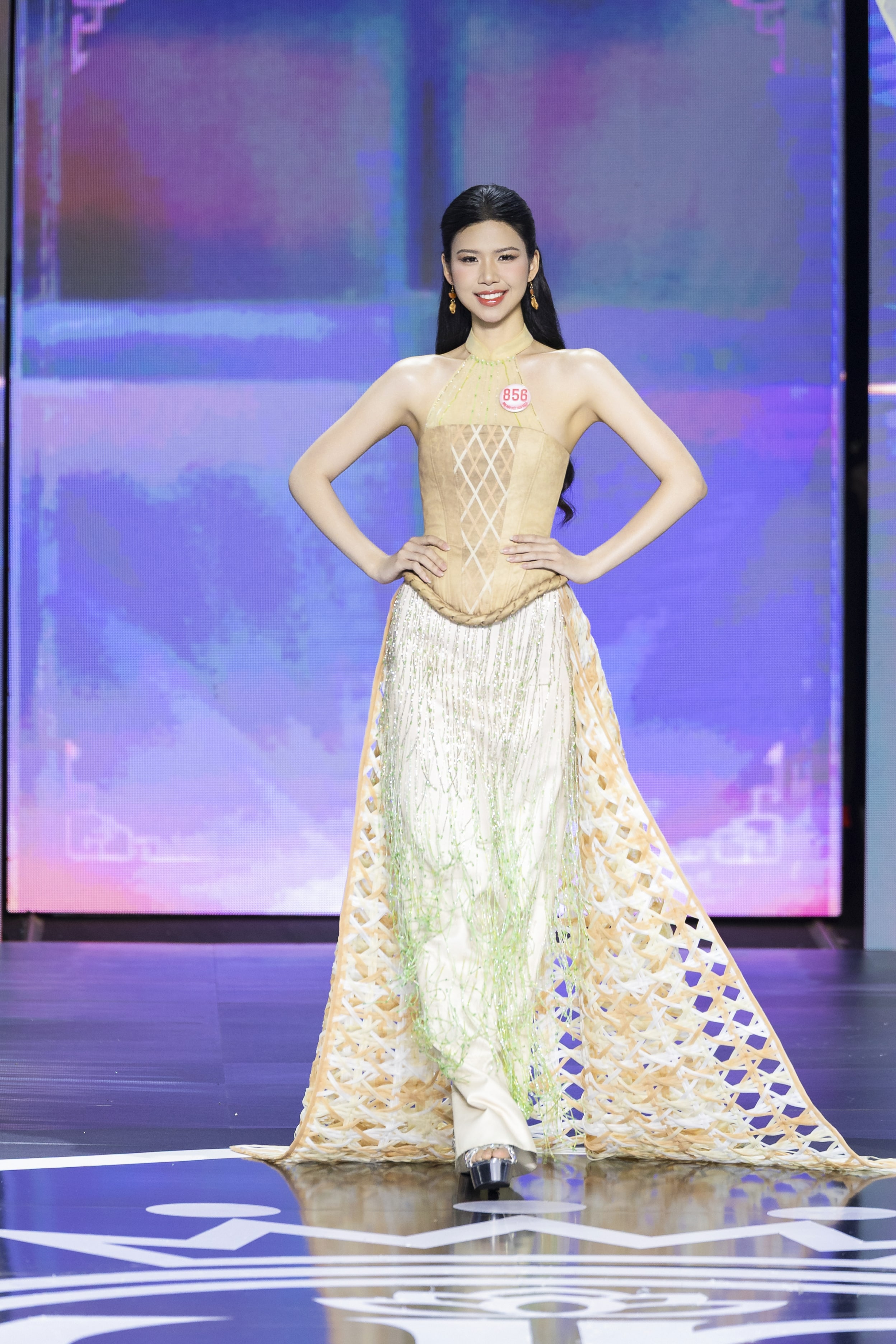 Đinh Hoàng Linh Đan